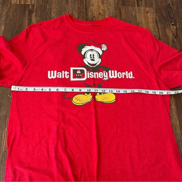 Disney Parks Walt Disney World Santa Mickey Mouse Ringer Tee Size Large - Picture 2 of 8